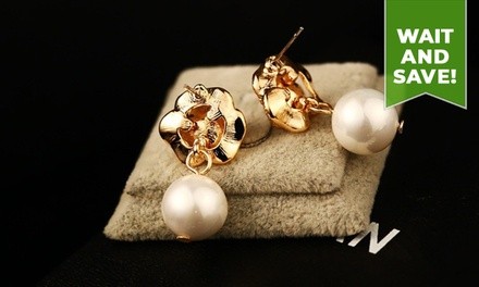 Camellia Pearl Stud Earrings