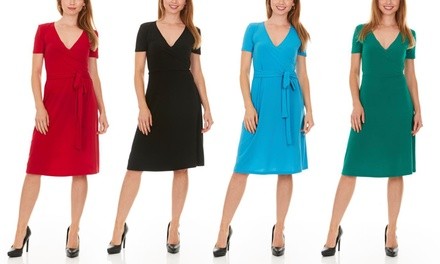 Seranoma Women's Short-Sleeved Knee-Length Belt Dress (Plus Sizes Available)