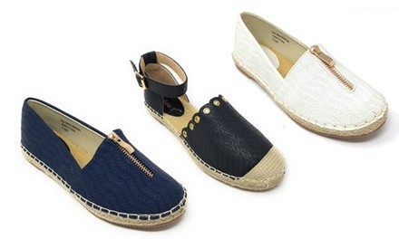 Women's Espadrille Flats in Medium Width 