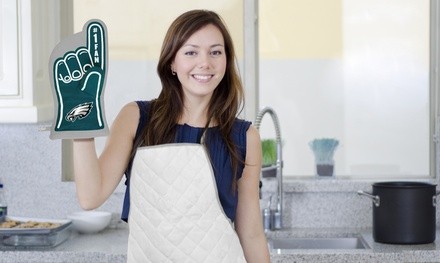 YouTheFan NFL Heat-Resistant #1 Oven Mitt