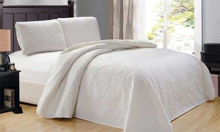 Embossed Quilt Set (3-Piece)