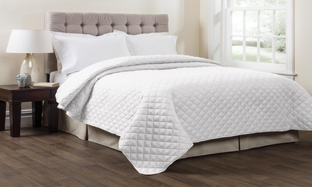 Chagos Solid Embossed Lightweight Quilt