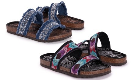 Muk Luks Women's Eloise Memory-Foam Sandals