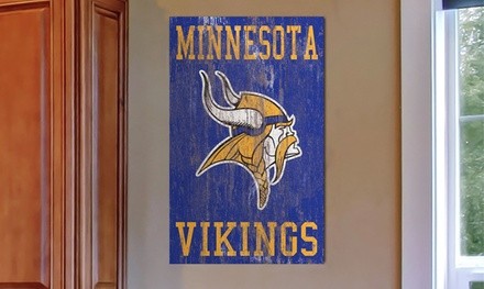 Fan Creations NFL Distressed Sign