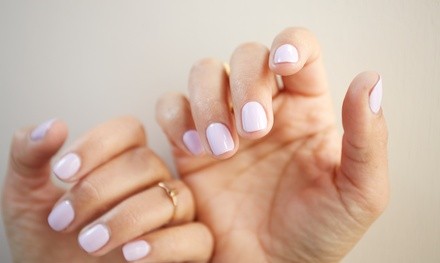 Up to 40% Off on Nail Spa/Salon - Shellac / No-Chip / Gel at Aestheticholic