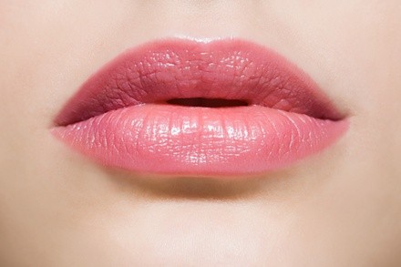 Up to 40% Off on Lip Enhancement at FluffMke