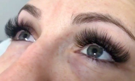 Up to 40% Off on Eyelash Extensions at SadaniBeauty