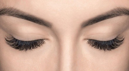 Up to 50% Off on Eyelash Extensions at Twinkle Lashes