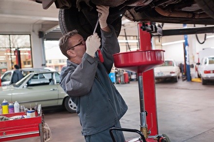 Up to 49% Off on Car & Automotive Transmission Fluid Service at Arizona's Reliable Transmissions