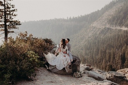 Up to 75% Off on Wedding Photography at Oak & Oval