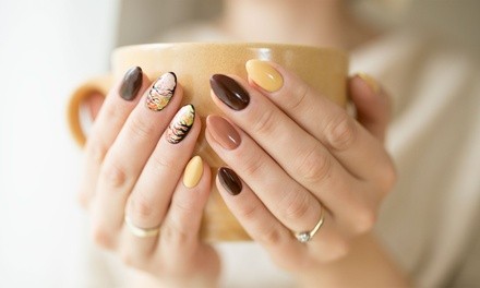 Up to 35% Off on Nail Spa/Salon - Shellac / No-Chip / Gel at Nail Junky