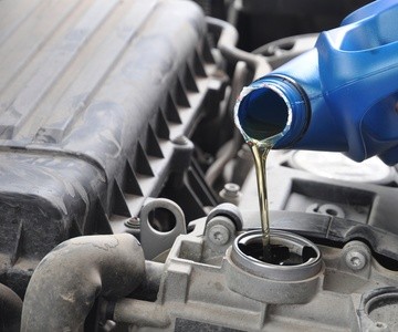 Up to 40% Off on Oil Change - Full Service at Vehixtire