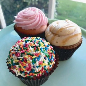 $16.50 For 1 Dozen Bakery Case Cupcakes (Reg. $33)