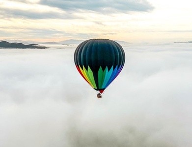 Morning Hot Air Balloon Experience with Breakfast and Champagne Toast at Skyline Balloons (Up to 22% Off) 