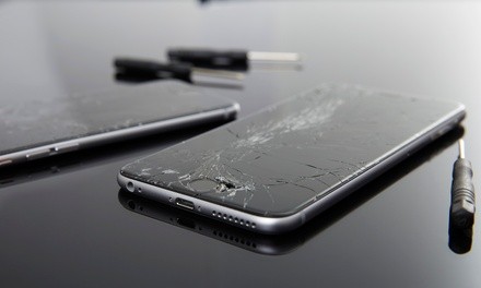 iPhone or iPad Full Screen Repair at Fast iRepair (Up to 36% Off). Seven Options Available.