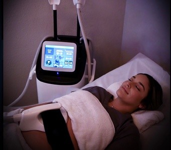 Up to 81% Off on Ultrasonic Fat Reduction at Cryo Recovery Lounge