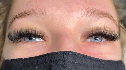 Up to 60% Off on Eyelash Extensions at HoneydewGlow Beauty