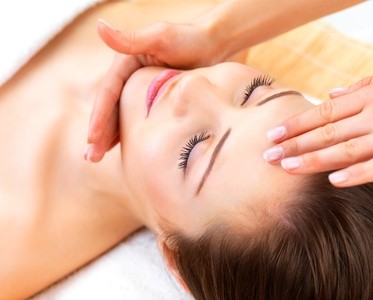 Up to 34% Off on Facial - Pore Care at iLash And Beauty Bar