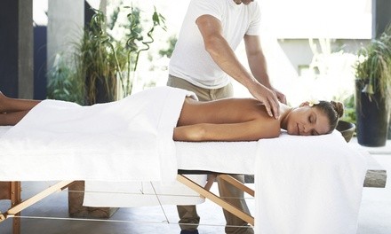 $36.50 for One 55-Minute Medical Massage at i-Chiro ($70 Value)