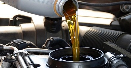 Up to 49% Off on Automotive Oil Change at  Finishline Auto Repair