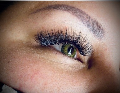 Full Set of Hybrid Mink or Volume Eyelash Extensions at Lash & Nail Pro By Lucy (Up to 67% Off)