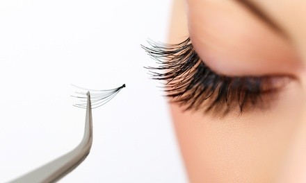 Up to 35% Off on Eyelash Extensions at Wild & Ivy