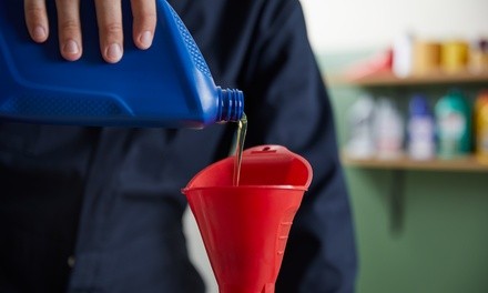 One Conventional or Synthetic Oil Change at Wheelmaxx (Up to 35% Off)