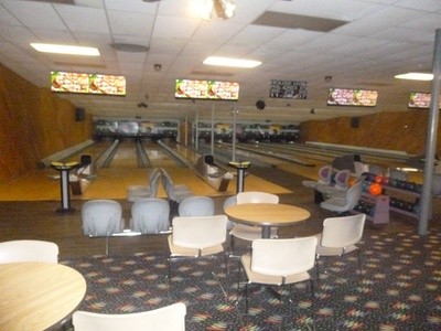 $10.25 For 2 Games Of Bowling, Shoe Rentals & 2 Medium Sodas For 2 (Reg. $20.50)