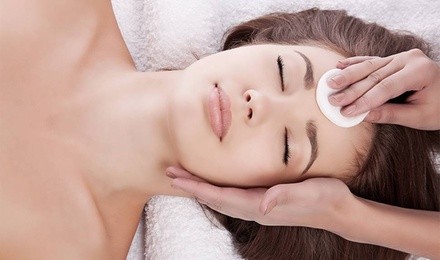 Up to 55% Off on In Spa Facial (Type of facial decided by customer) at Glam Pam Inc