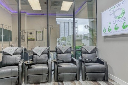 Up to 82% Off on IV therapy sessions - Moisturizing at 4 Ever Young Aventura