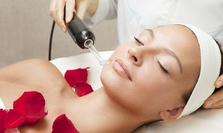 Hydrafacial Treatments at John W. Tyrone M.D. Aesthetics & Plastic Surgery (Up to 46% Off). 3 Options Available.