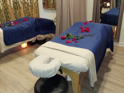 Up to 52% Off on Massage - Couples at Intelligent Beauty & Body