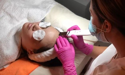 Up to 51% Off on Facial - Pore Care at Neon Spa