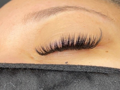 Up to 37% Off on Eyelash Extensions at The Beauty Dream