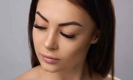 Full Set of Hybrid or Volume Eyelash Extensions at Me Time (Up to 37% Off)