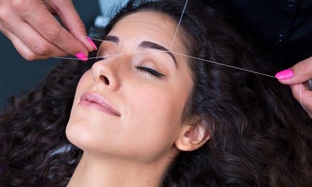 Eyebrow-Threading Sessions at Curv Beauty (Up to 50% Off)