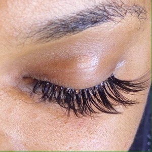 Up to 55% Off on False Eyelash Application at PUSSÈ HAIR