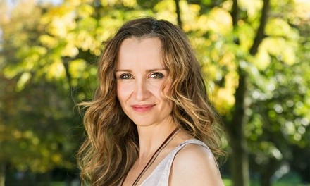 $319.20 for One Syringe of Revanesse Versa at Ageless And Beautiful Med Spa Of Houston ($795 Value) 