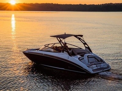 Up to 25% Off on Motorboat Rental at Miami Beach Yachts