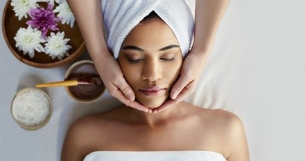 Up to 50% Off on In Spa Facial (Type of facial decided by customer) at Studio 320 Glam Bar