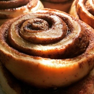 Up to 21% Off on Pastry (Bakery & Dessert Parlor) at On The Run Cinnabun