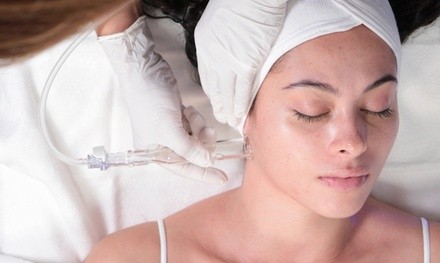 $71.20 for Lymphatic Treatment with LED Light Therapy at Jon'Ric Med Spa Boca Raton ($180 Value)