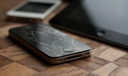 iPhone or iPad Screen and Protector Installation at iRiparazione (Up to 54% Off). Four Options Available.