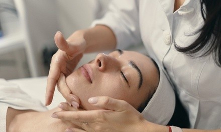 Up to 20% Off on Spa/Salon Beauty Treatments (Services) at SiSi Nail & Spa