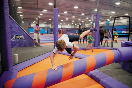 $16.99 For 1 Hour Of Jump Time Plus Socks For 2 People (Reg. $33.98)