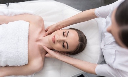 $28 for 30-Minute Neck and Shoulder Massage at Lusso Beauty Bar ($40 Value)