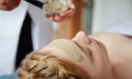 Up to 45% Off on Facial - Moisturizing at Bagliore Spa