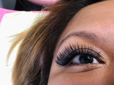 Up to 41% Off on False Eyelash Application at Mad Minxs lash studio