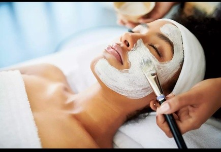 Up to 53% Off on Facial - Pore Care at The Spa Bar