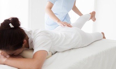 $34.50 for a 60-Minute Therapeutic Massage at Modern Family Chiropractic ($90 Value)